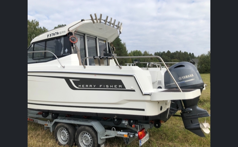 Jeanneau Merry Fisher 695 cabin-kuva-2